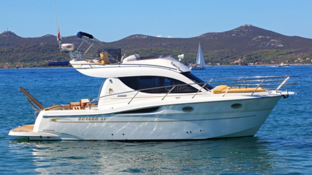 Sessa Marine Dorado 32