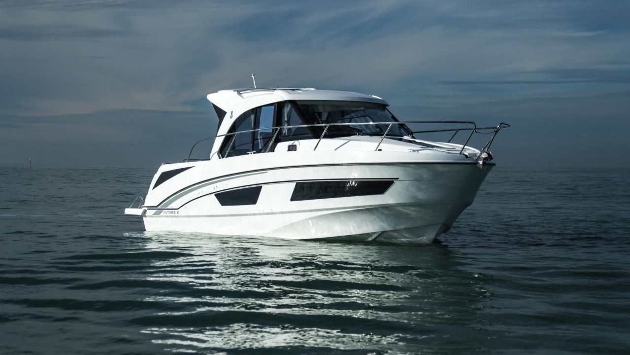 Beneteau Antares 9 OB