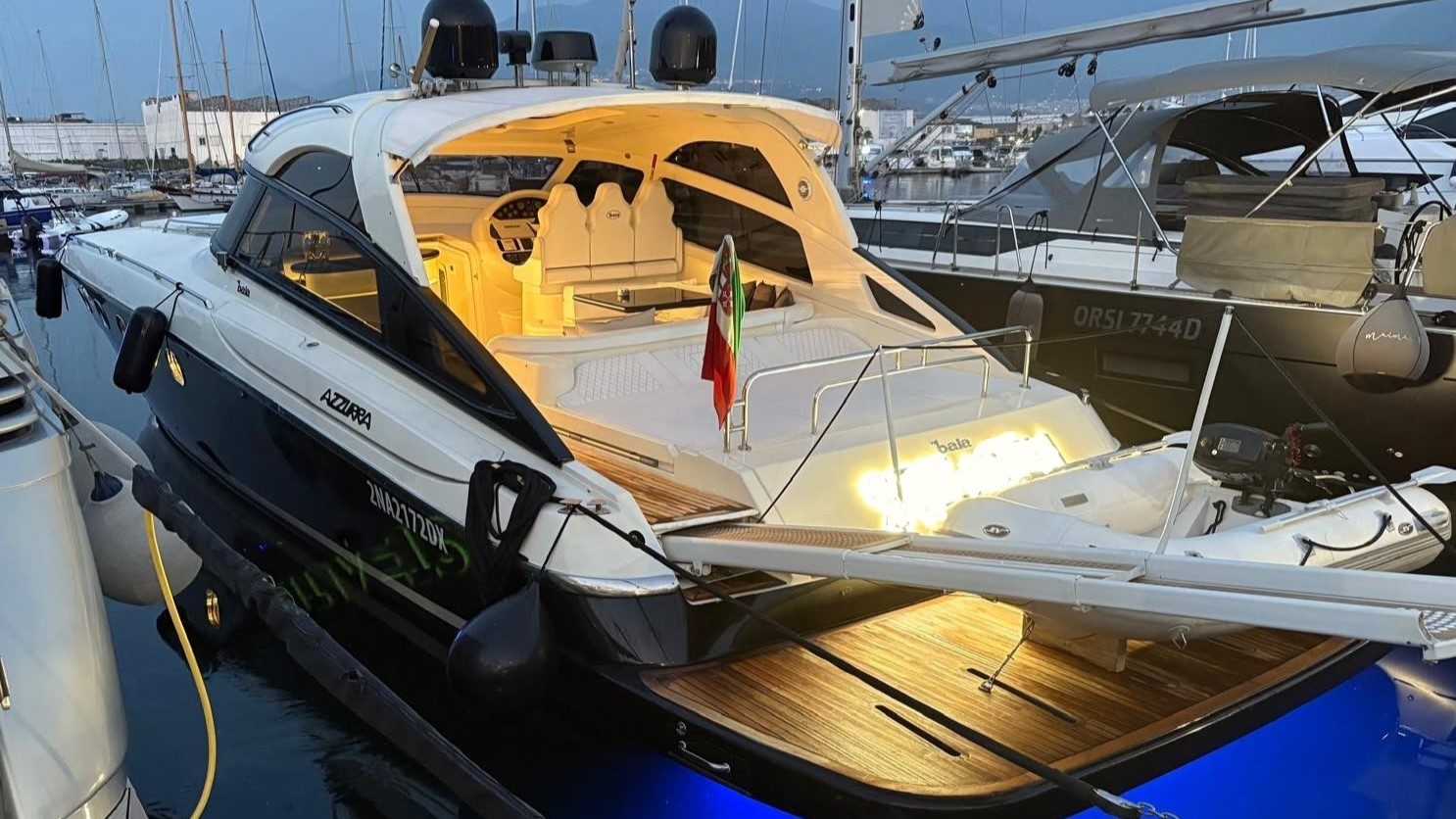 Baia AZZURRA 63