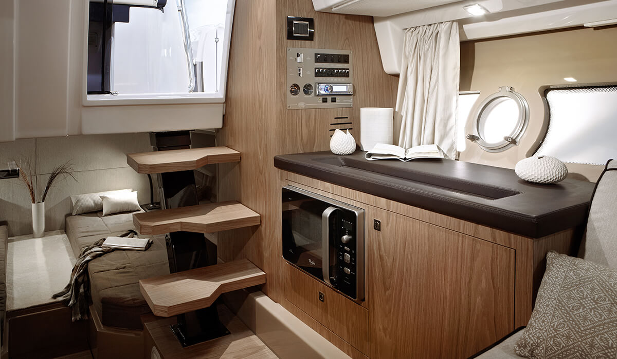 Sessa Marine Key Largo 34 FB