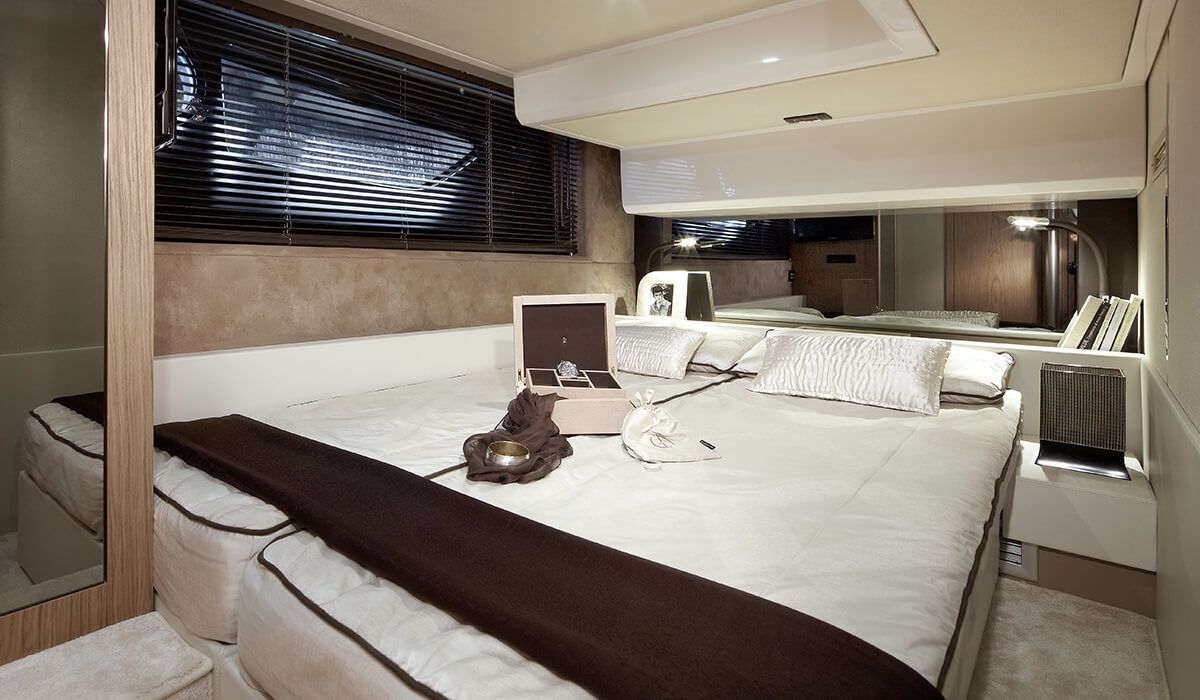 Sessa Marine Fly 47