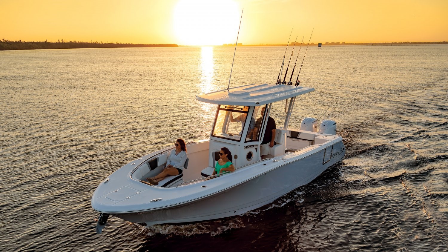 Robalo R 270