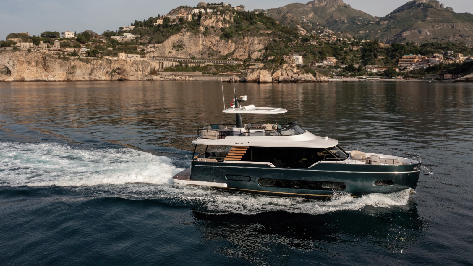 Azimut Magellano 60